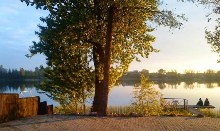 Ezerkiemis Hotell Trakai Exteriör bild